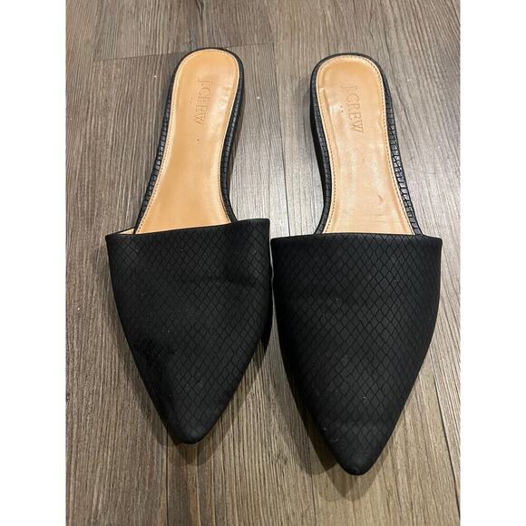 Jcrew Shoes - J.Crew Flats with a Diamond pattern